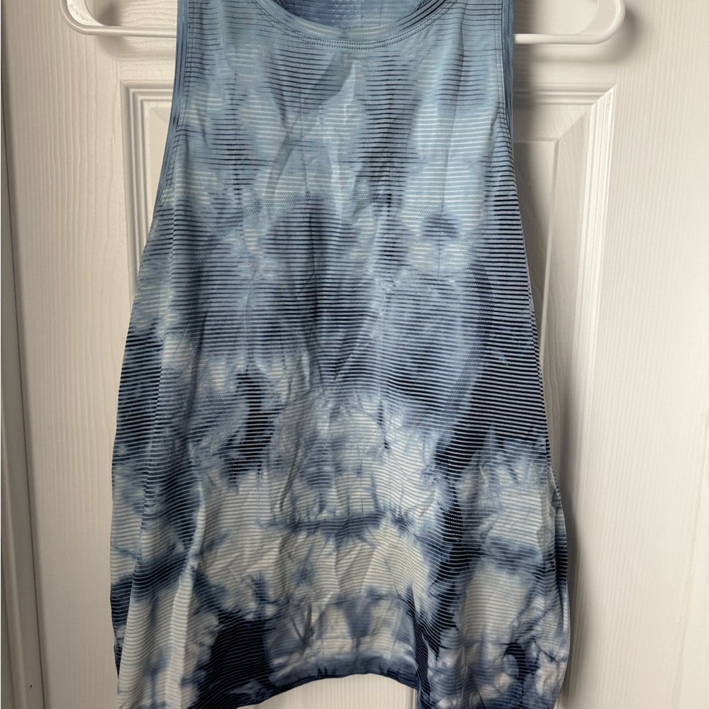 Lululemon Swiftly Tech Tank